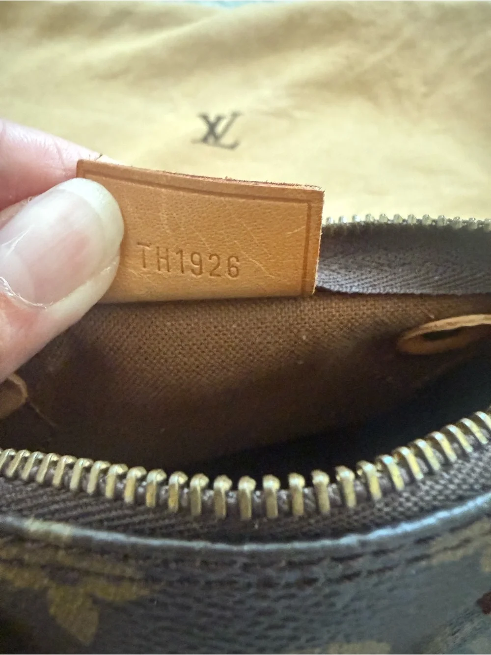 Louis Vuitton Vintage Mini Speedy with strap